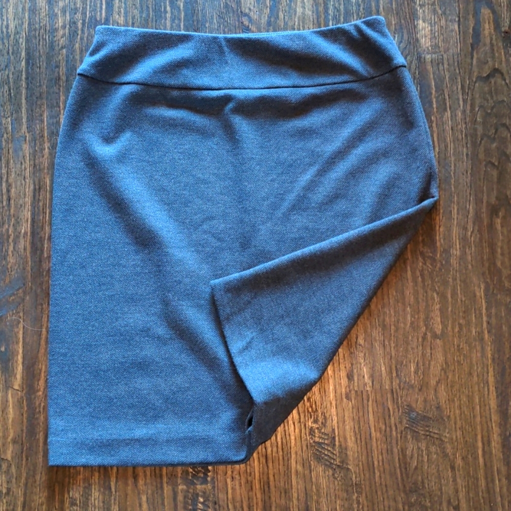 Textured Gray Pencil Skirt